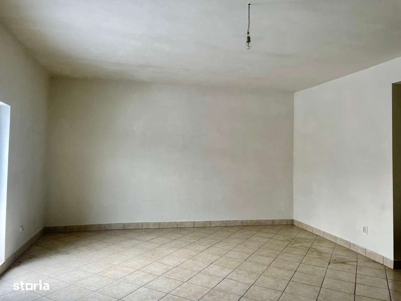 Spațiu comercial de Închiriere/Vânzare | 110 mp | Dornești-10