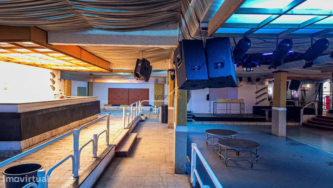 Discoteca com Alvará 24 horas 7 dias da semana.-8