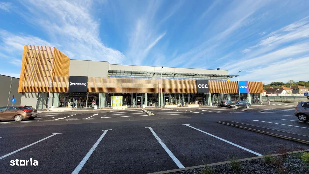 Spatiu comercial de inchiriat zona centrala Cisnadie - Imagine principală: 5/13