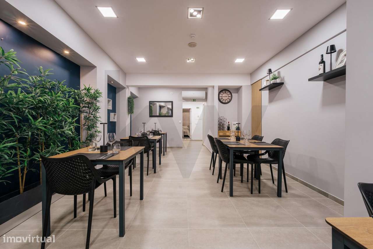Trespasse de Restaurante Equipado e Remodelado na Rua dos Combatentes,-39