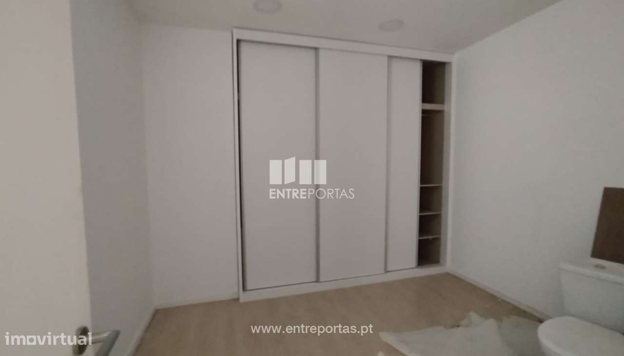 Apartamento T2+1, remodelado, próximo do metro, na Póvoa de Varzim - Grande imagem: 4/11