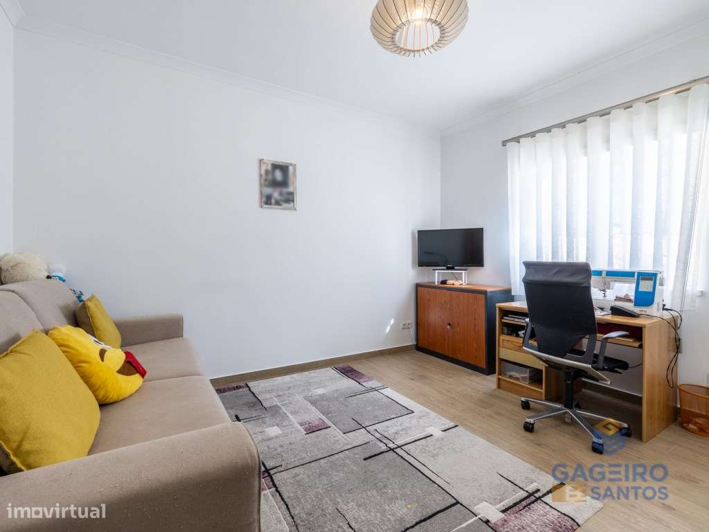 Moradia de estilo tradicional T4-13