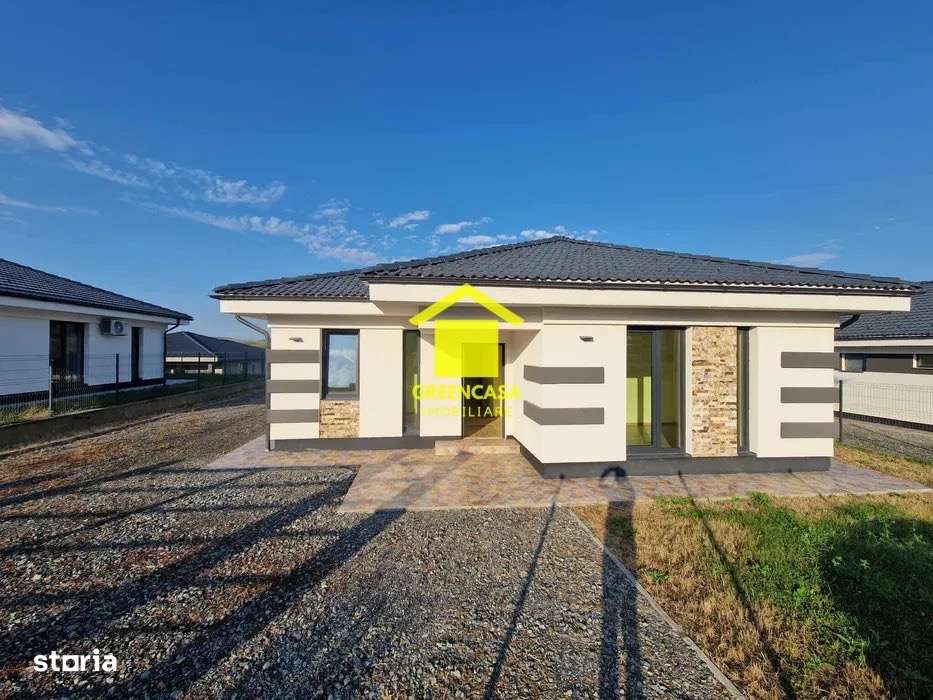 Casa pe un nivel in Corusu, 100 mp utili, teren 507 mp - Imagine principală: 1/11