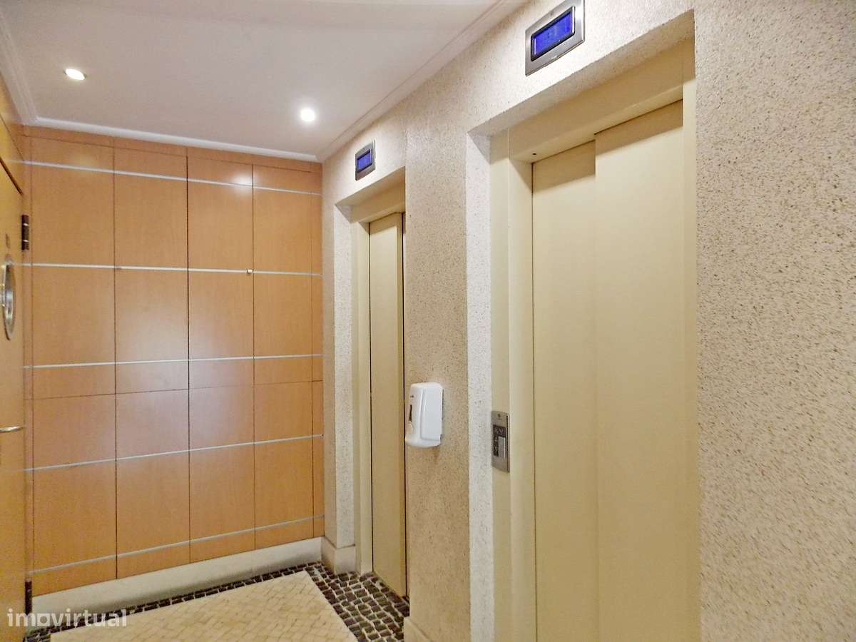 T3 na Urbanização dos Fidalguinhos – Barreiro - Grande imagem: 2/22