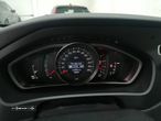 Volvo V40 2.0 D2 Momentum Geartronic - 4