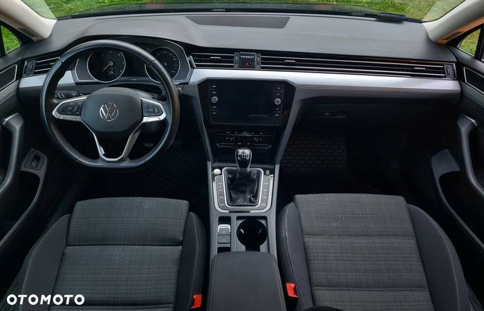 Volkswagen Passat 2.0 TDI EVO Business - 25