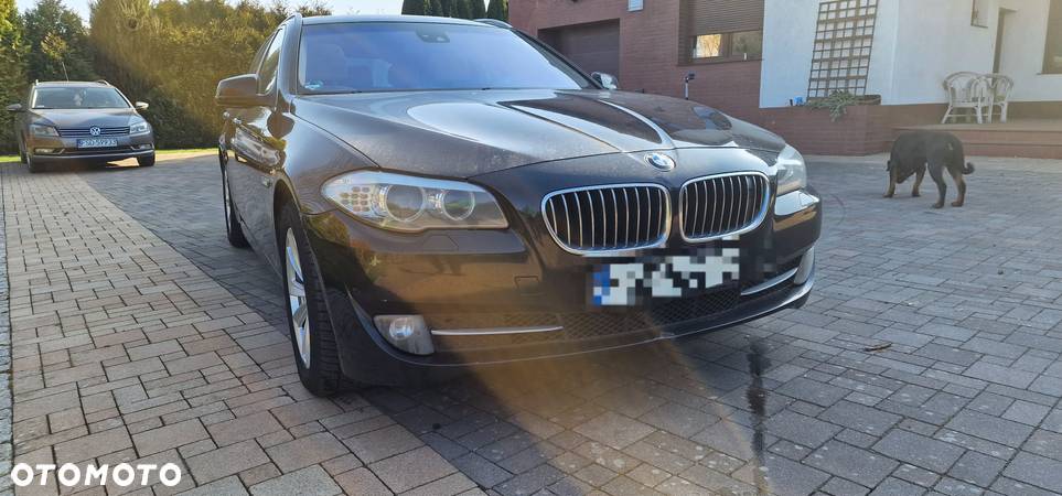 BMW Seria 5 530d Touring - 4