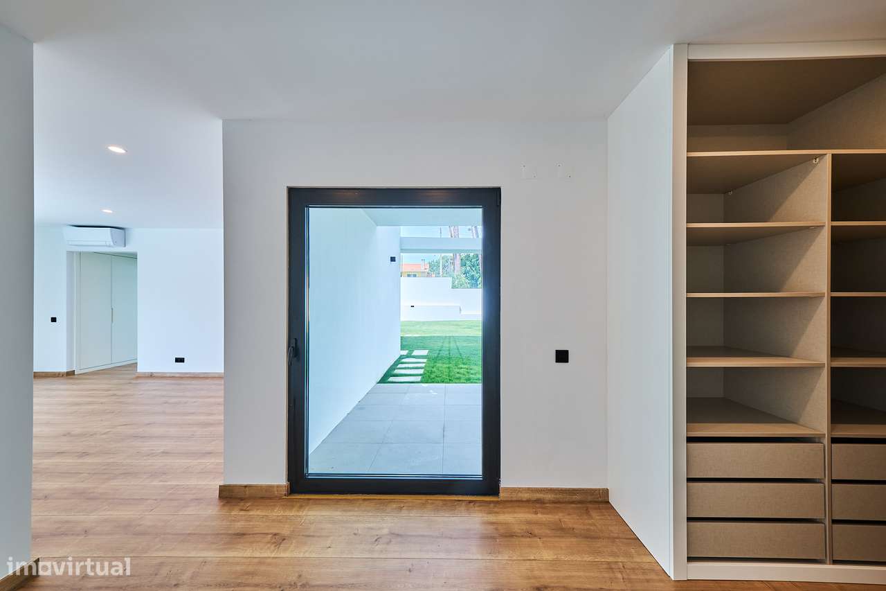 Moradia Isolada com piscina, Verdizela, Seixal-16