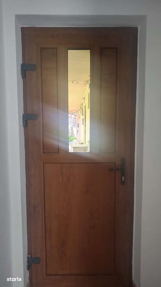 De vanzare apartament 2 camere,zona Petrom,str.Mihai Eminescu-6