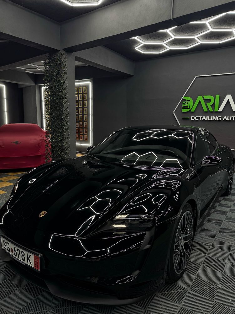 Porsche Taycan 2022