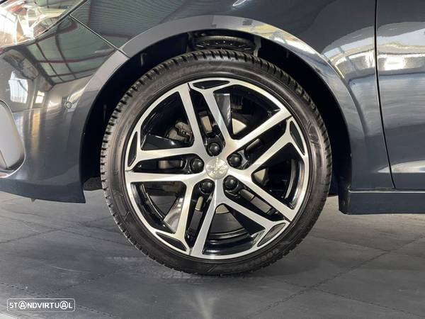 Peugeot 308 1.2 PureTech Allure EAT6 - 31