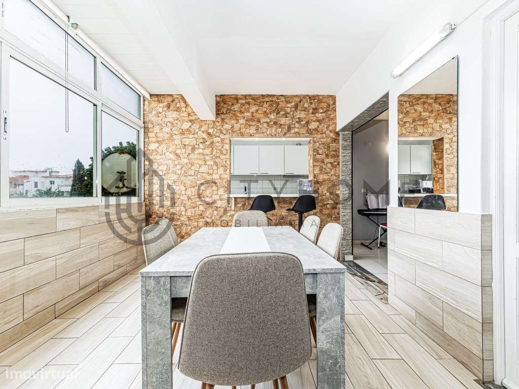 Apartamento T1 +1 Renovado em Albufeira-7