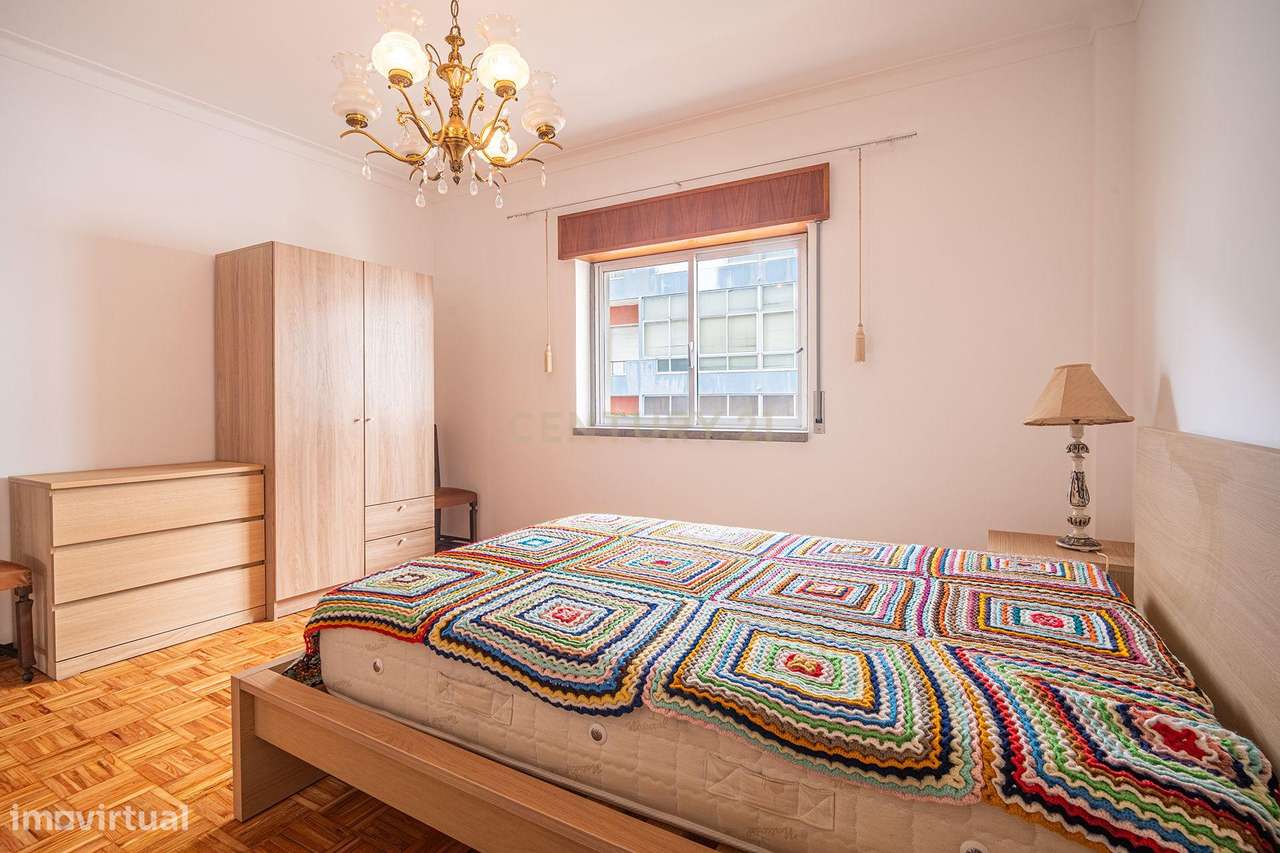 Apartamento T3 com Vista Cidade em Alverca Do Ribatejo .-13