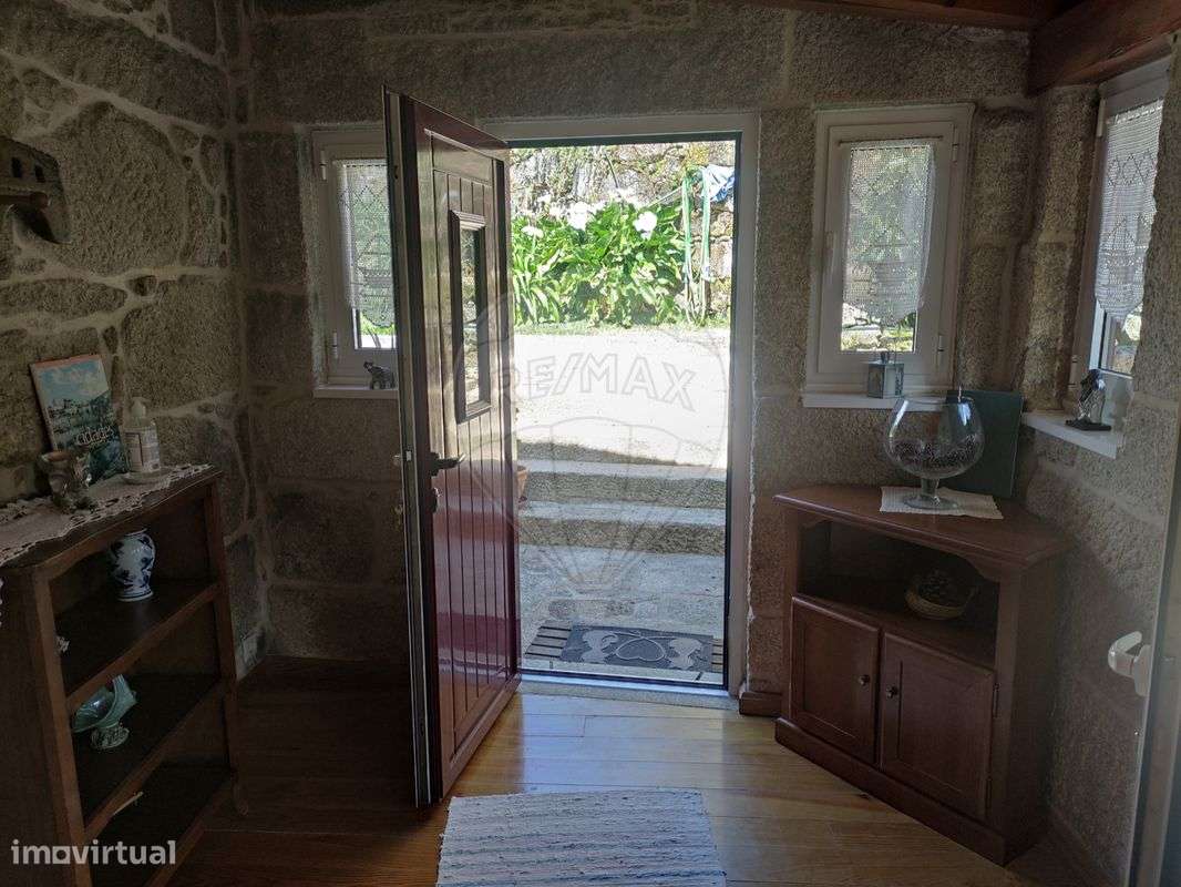 Moradia T2 para arrendamento - Grande imagem: 4/37