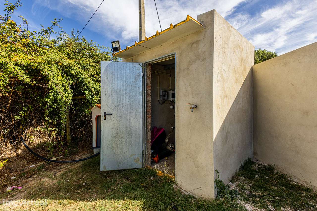 Excelente propriedade com área total de 13 680m2, localizada na Ereira-6