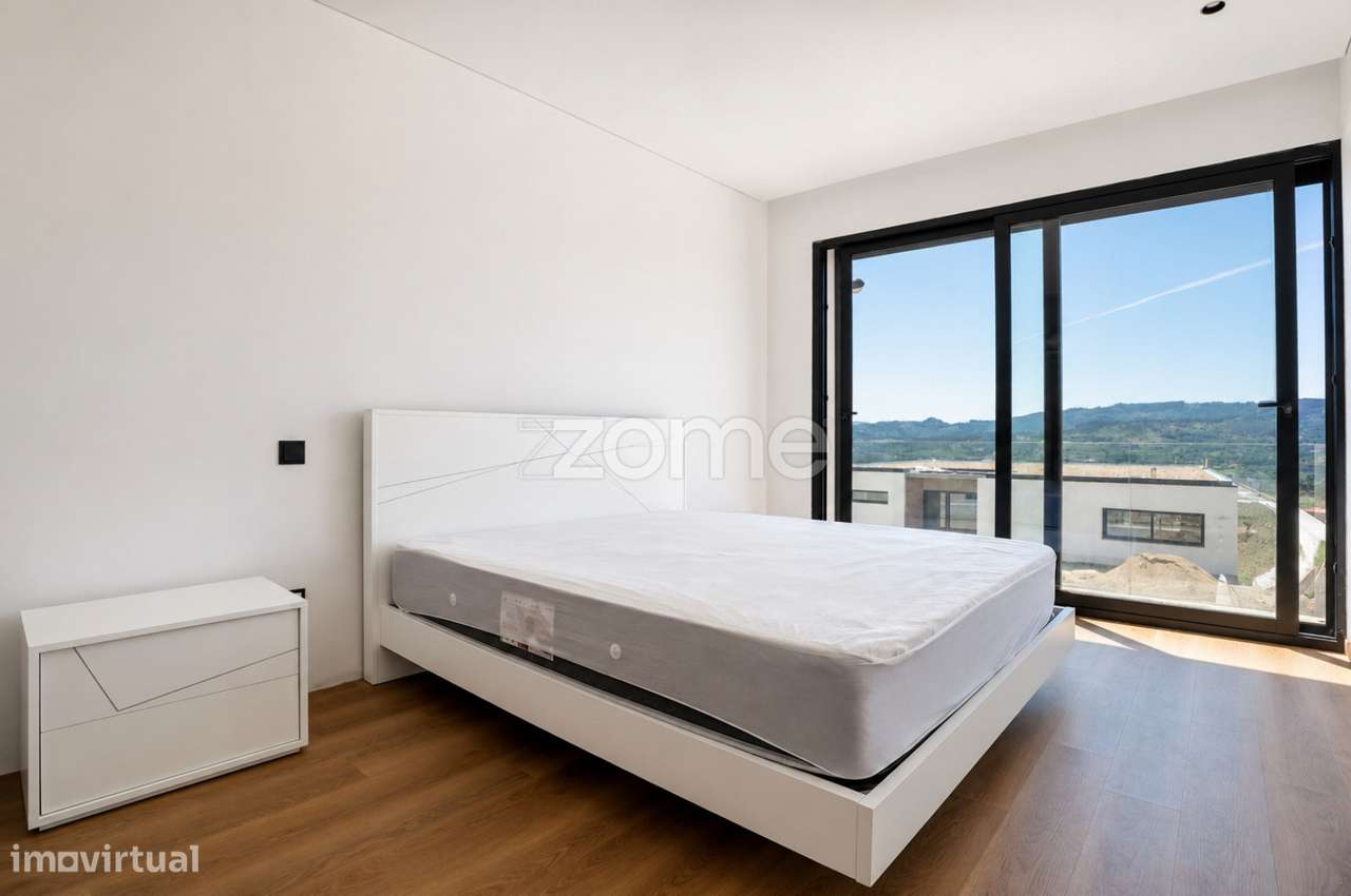 Moradia de luxo T5 Amares-19
