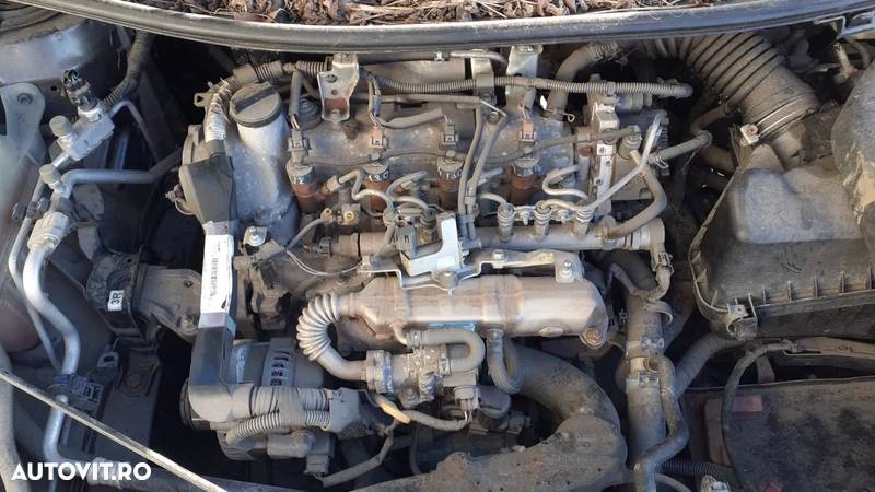 Injector Toyota Auris 1.4 diesel - 1