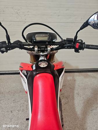 Honda CRF - 35