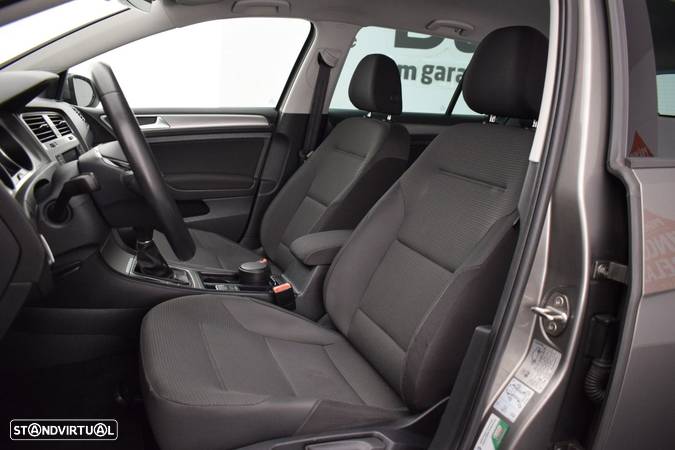 VW Golf Variant 1.6 TDi GPS Edition Frotas - 26