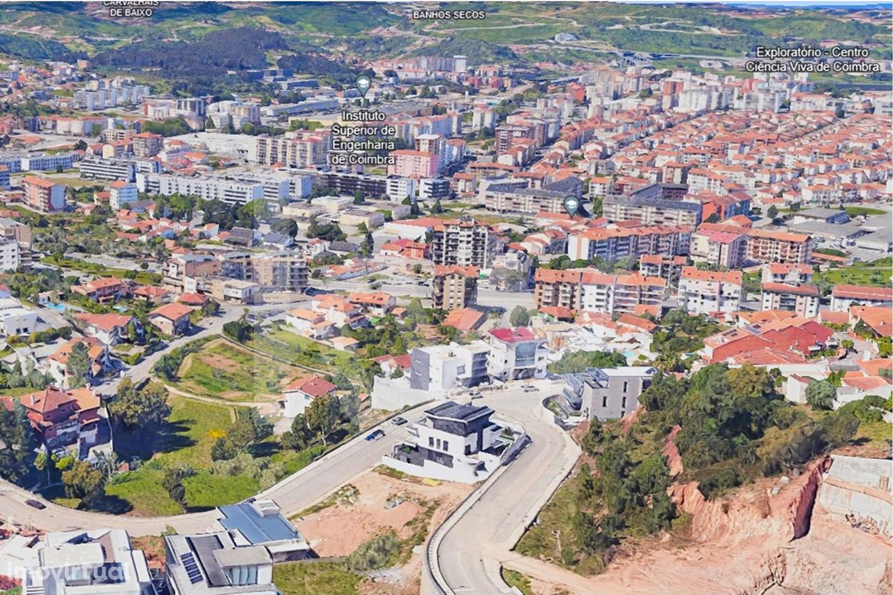 Lote de Terreno com 970m2 Zona Nobre de Coimbra | oportunidade