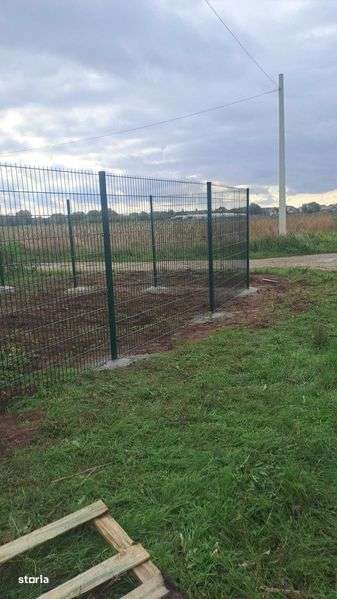 Teren  de vanzare. - Imagine principală: 4/8