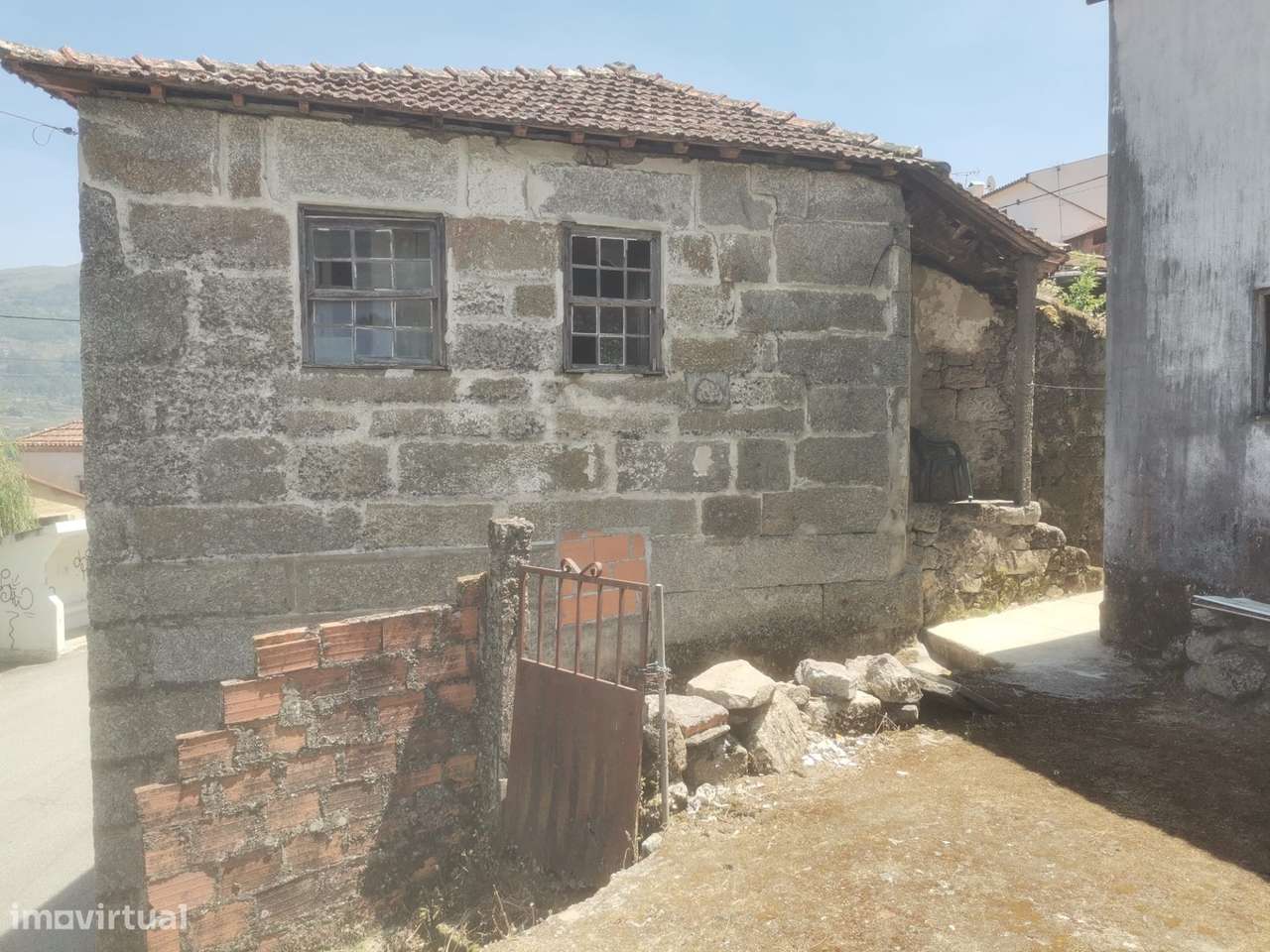 Casa para recuperar em Barqueiros, Mesão Frio-10