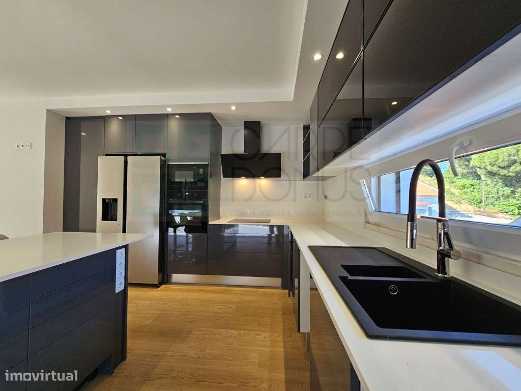 Nova moradia T4 com piscina, em Alverca, Vila Franca de Xira, Lisboa - Grande imagem: 5/54