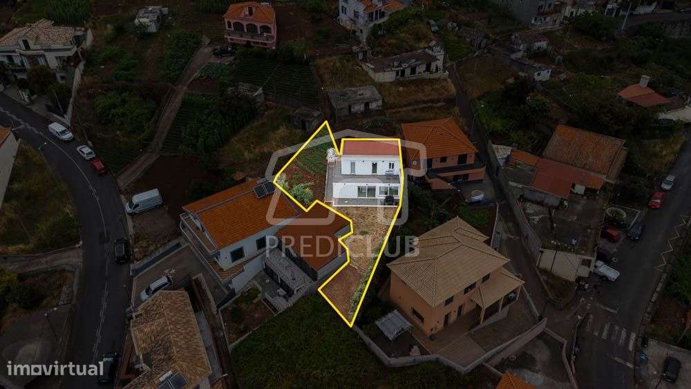 Moradia T1 + T0 - Câmara de Lobos-20