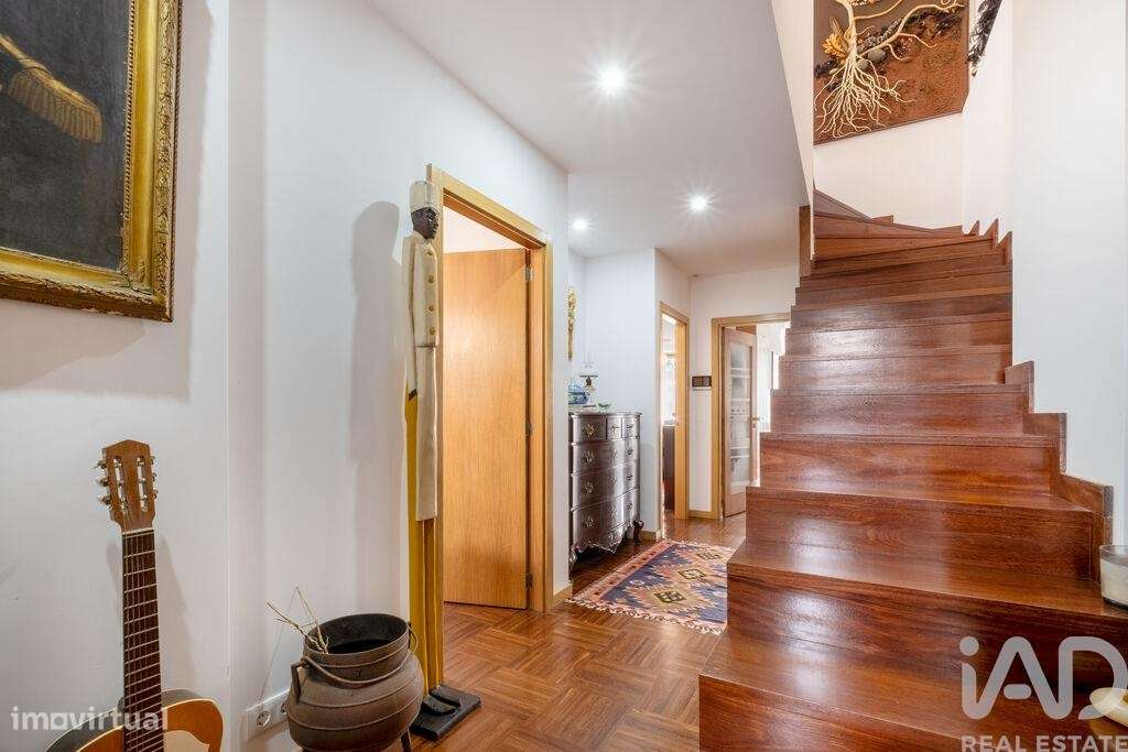 Casa / Villa T7 em Paranhos de 314,00 m2 - Grande imagem: 3/28