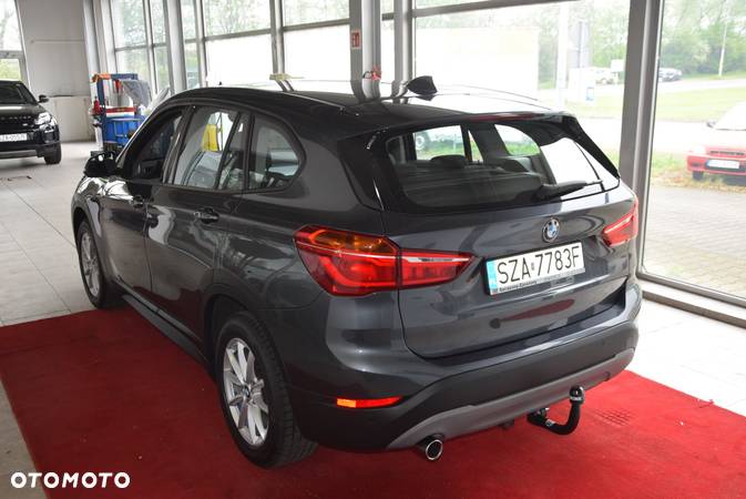 BMW X1 sDrive18i xLine - 7