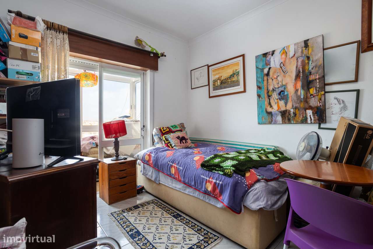 Apartamento T2 com Vista Mar e Conforto Familiar em Lagos!-7