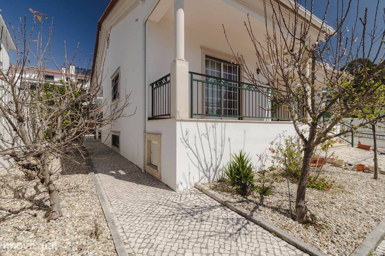 Moradia Isolada T4 / Casal de Matos / Leiria-43