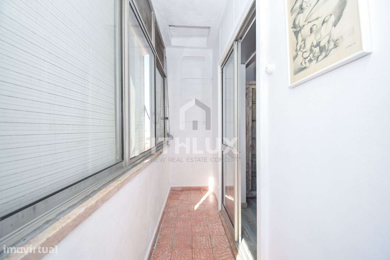 Apartamento T1 , muito central em prédio familiar-17
