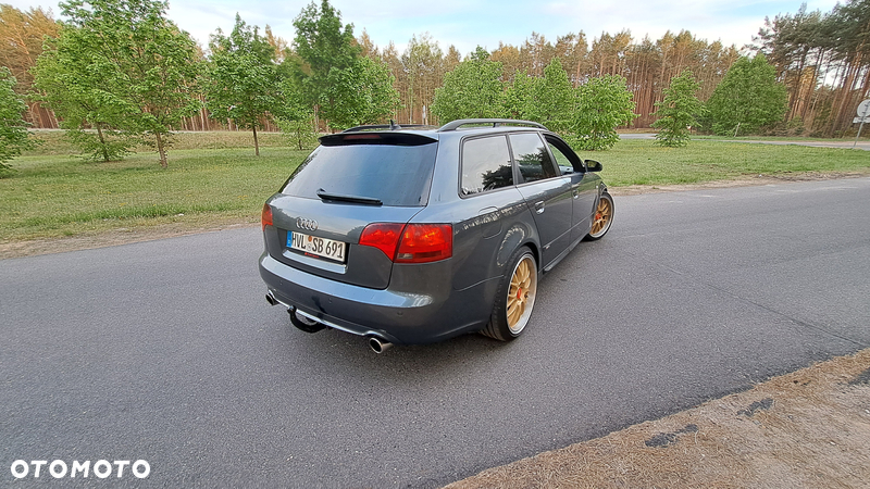 Audi A4 Avant 3.0 TDI Quattro - 29