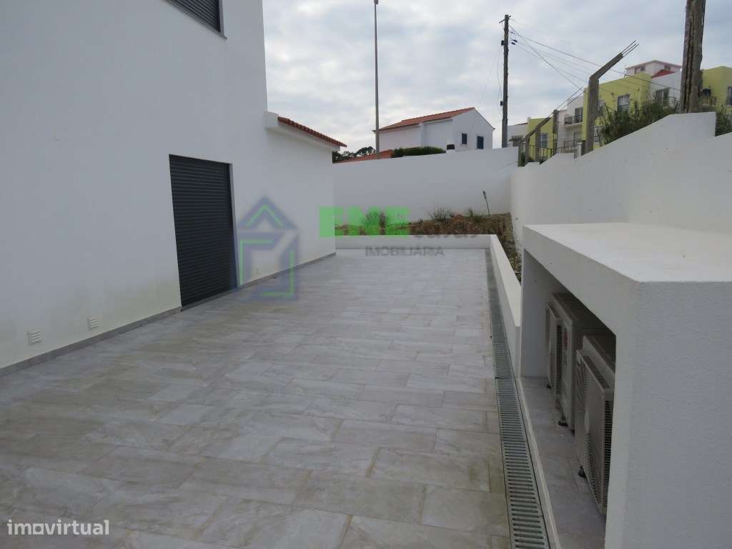 Moradia T4 na Vila da Ericeira - Grande imagem: 5/32