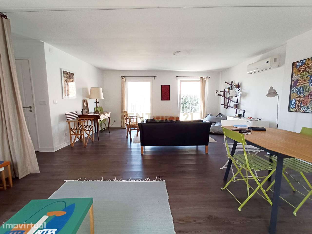 Apartamento com terraço e vista junto ao jardim do Torel-8
