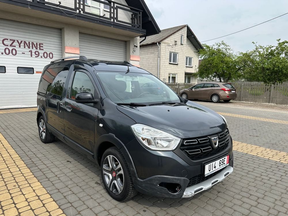 Dacia Dokker SCe 100 Stepway Celebration 2019
