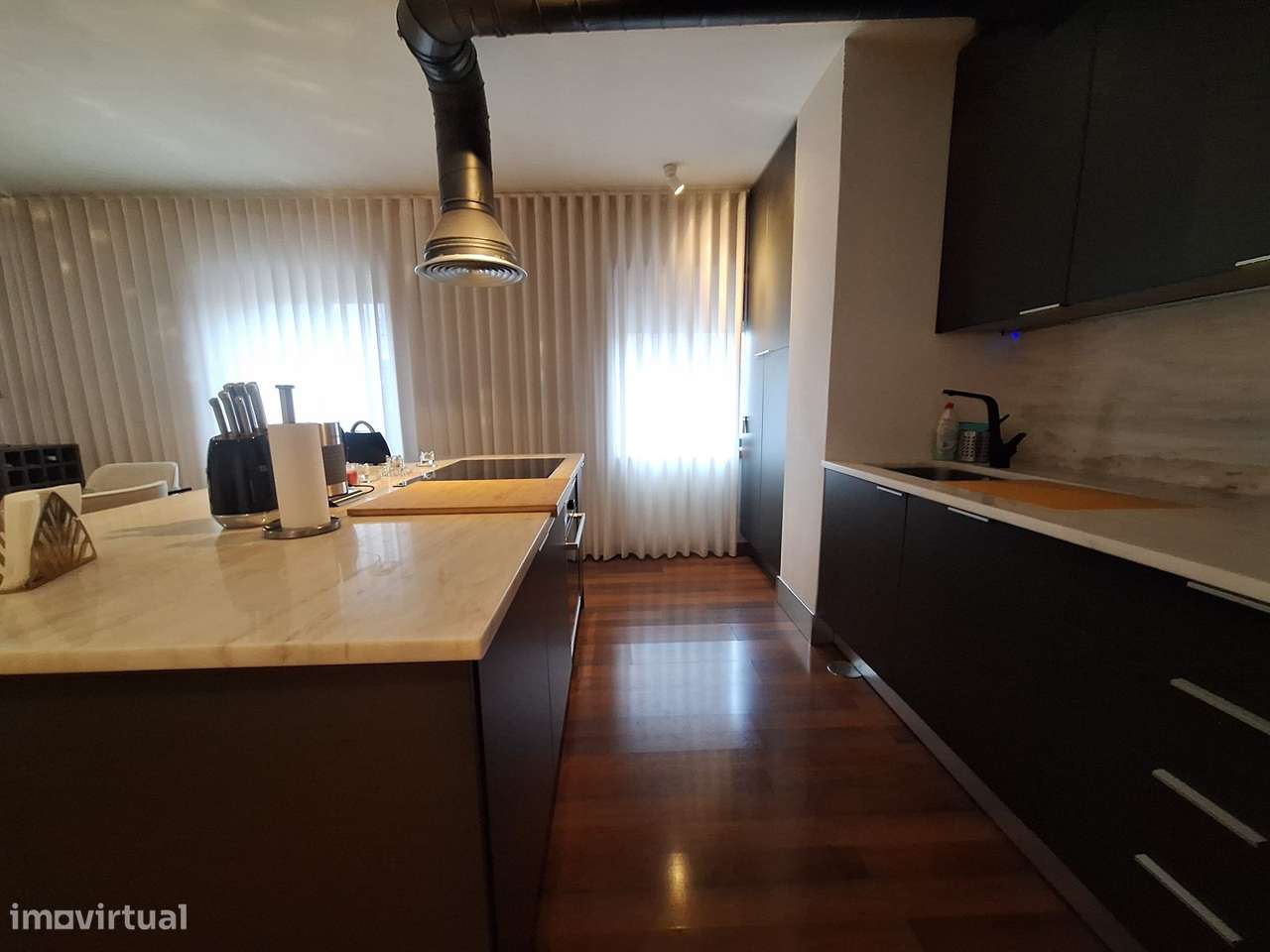 Apartamento T2  com 2 L garagem no Centro Leça da Palmeira-16