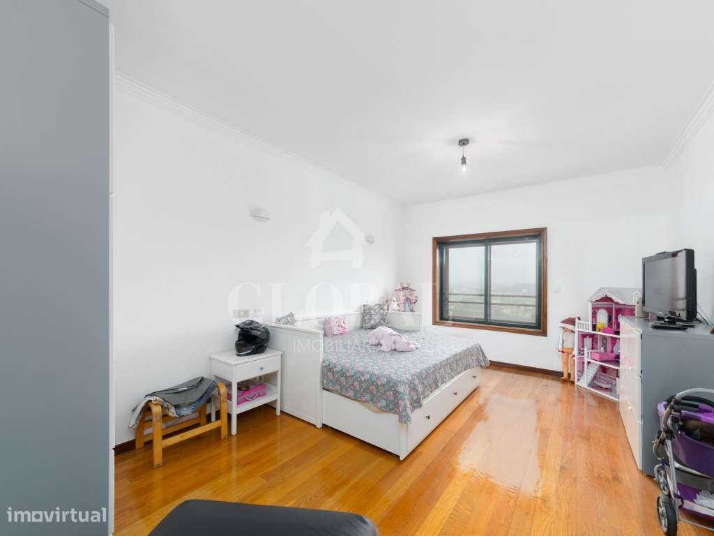 APARTAMENTO T3+1 CUCUJÃES-14