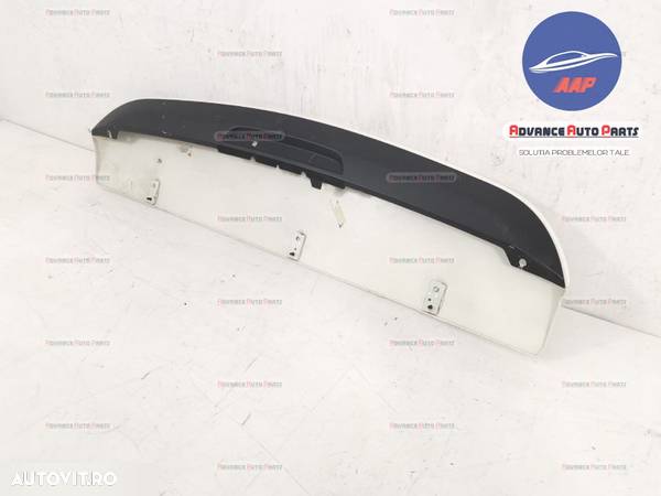 Spoiler superior Range Rover din 2008 pana in 2013 original in stare buna - 7