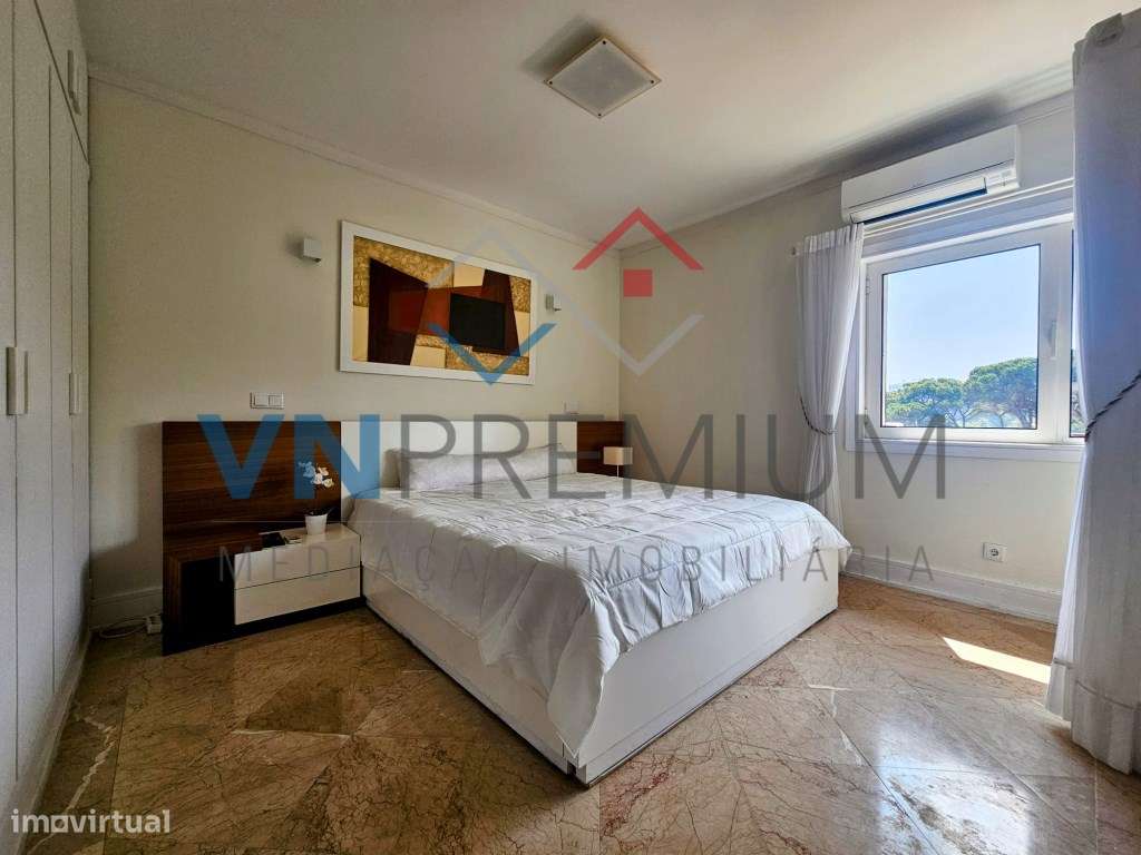 Excelente apartamento T4 em frente ao Casino do Estoril-21