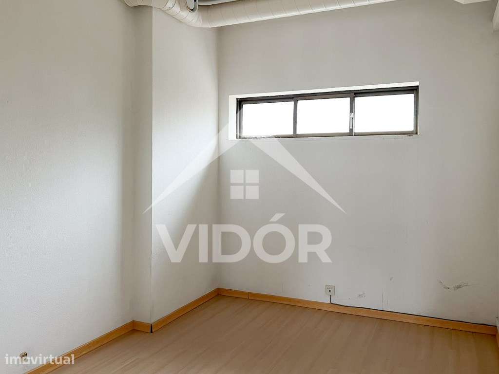 Espaço Comercial 1870m2 - Centro Figueira da Foz - Grande imagem: 5/12