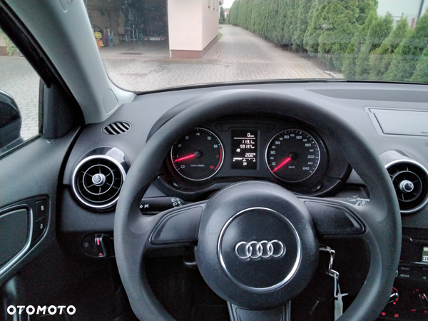 Audi A1 1.2 TFSI Sportback admired - 17