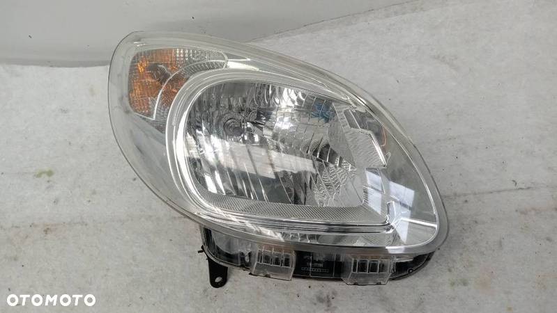 RENAULT KANGOO II LIFT lampa prawa przednia prawy przód 260102647R brak zamocowań Europa - 2