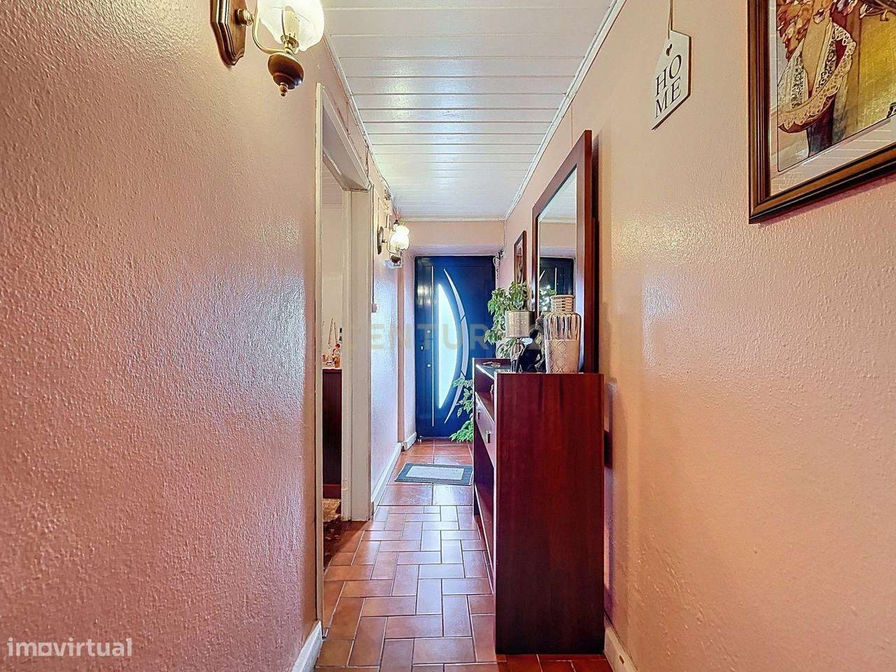 Moradia T2+1 com Quintal e Vista Mar no Centro de Lagoa - Grande imagem: 5/19