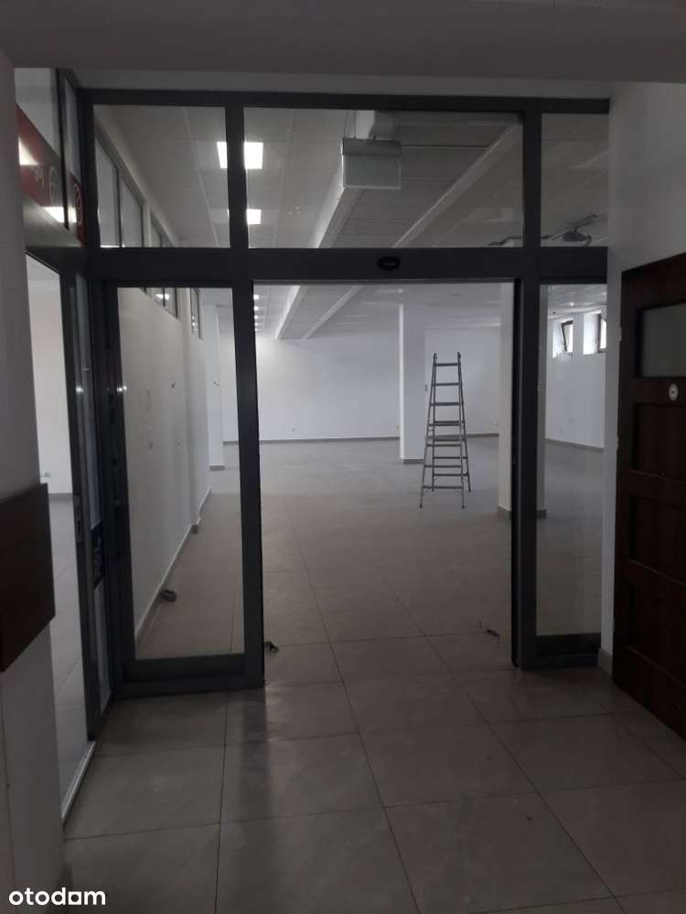 WYNAJMĘ LOKAL 190 M/2 W CENTRUM PRZY RONDZIE - Pełny obrazek: 4/9