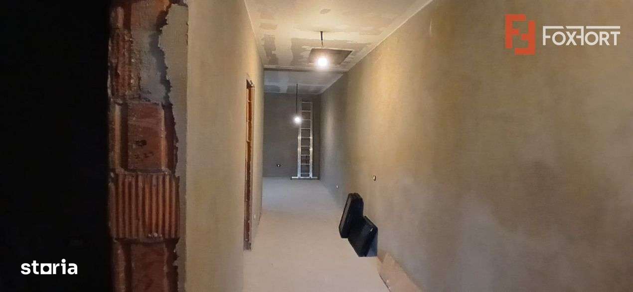 Duplex cu 3 camere si teren de 325 mp in Sanmihaiul Roman - Imagine principală: 2/11