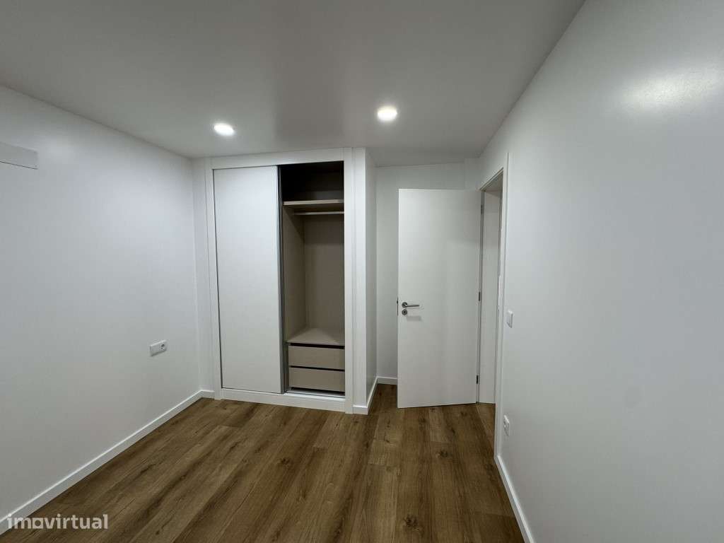 Venda moradia T3 Figueira da Foz - Grande imagem: 4/38