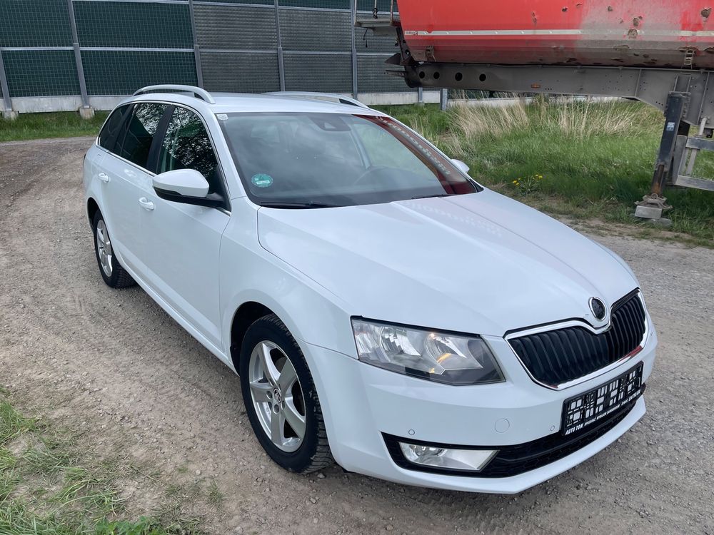 Skoda Octavia III 1.6 TDI Green tec DSG Edition 2015