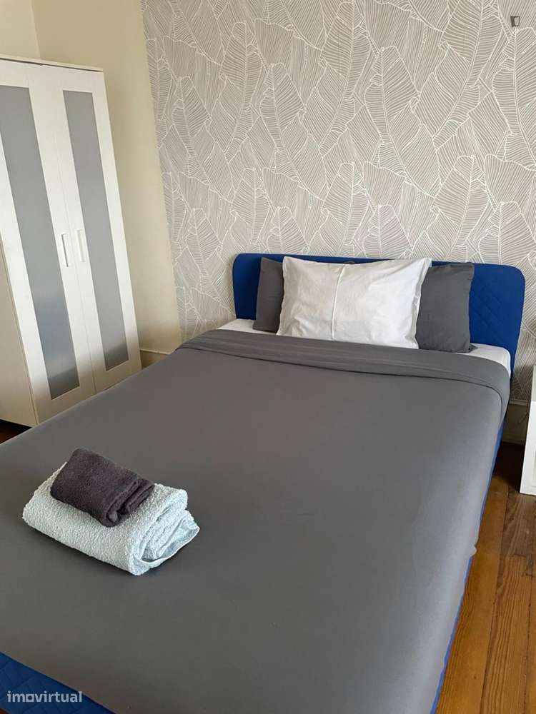 Quarto - localizado em São Bento Lisbon - Grande imagem: 5/9